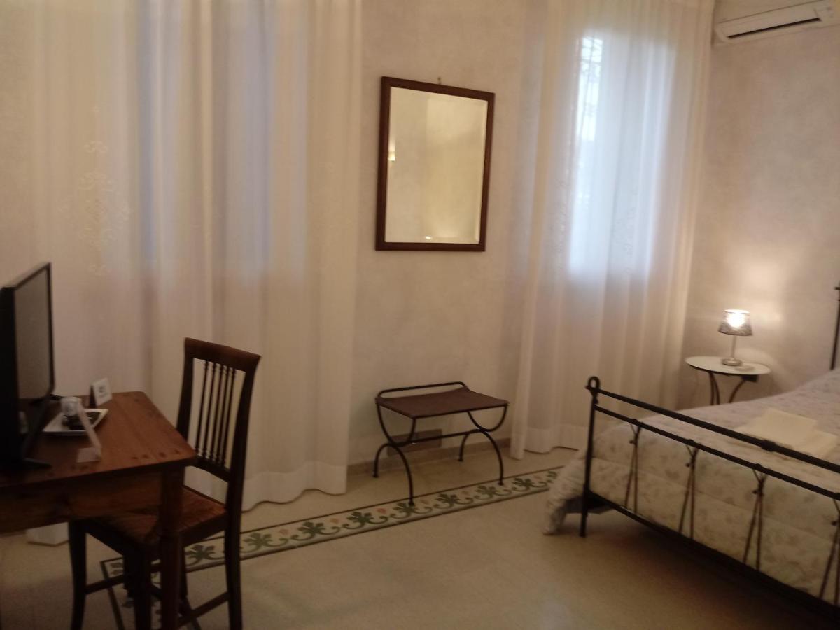 B&B Residence Il Ciliegio , Via Villa Superiore 93 Luzzara Судзара Экстерьер фото