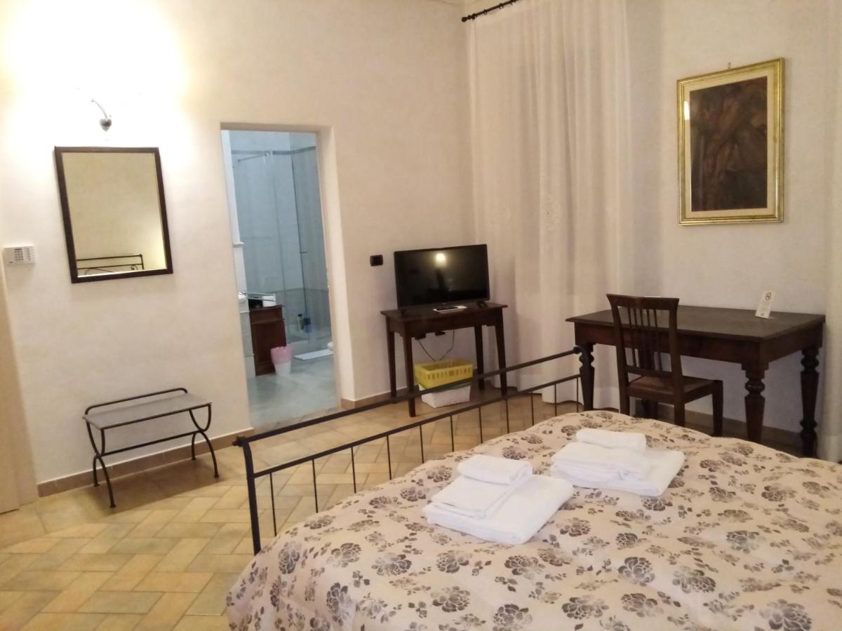 B&B Residence Il Ciliegio , Via Villa Superiore 93 Luzzara Судзара Экстерьер фото